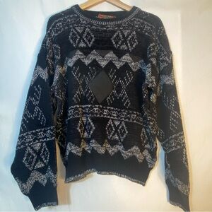 Men's Black and Gray Crewneck Sweater